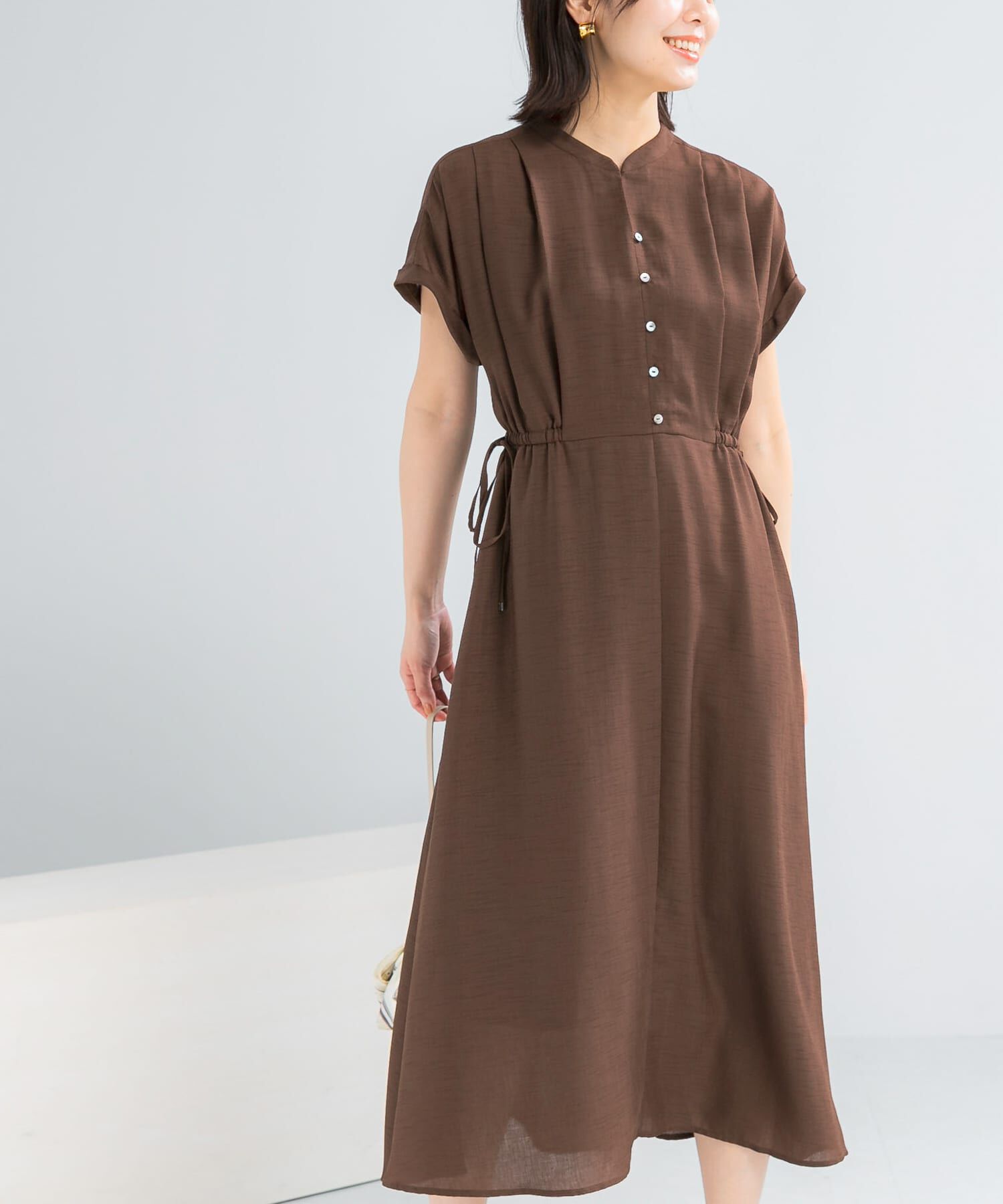 URBAN RESEARCH ROSSO「ウォッシャブルセミシアー2WAYネックワンピース」|ワンピース|
