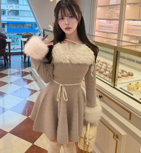  「フェイクファーくびれニットミニワンピ【SMサイズ展開】」|ワンピース|