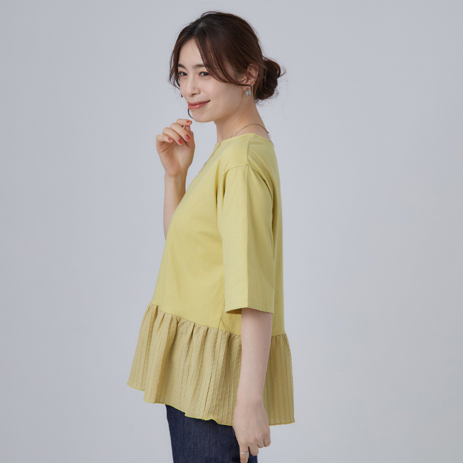 SHOO･LA･RUE「【S-LL】自然に体型カバー 裾切替 ペプラム刺繍Tシャツ」|Tシャツ・カットソー|