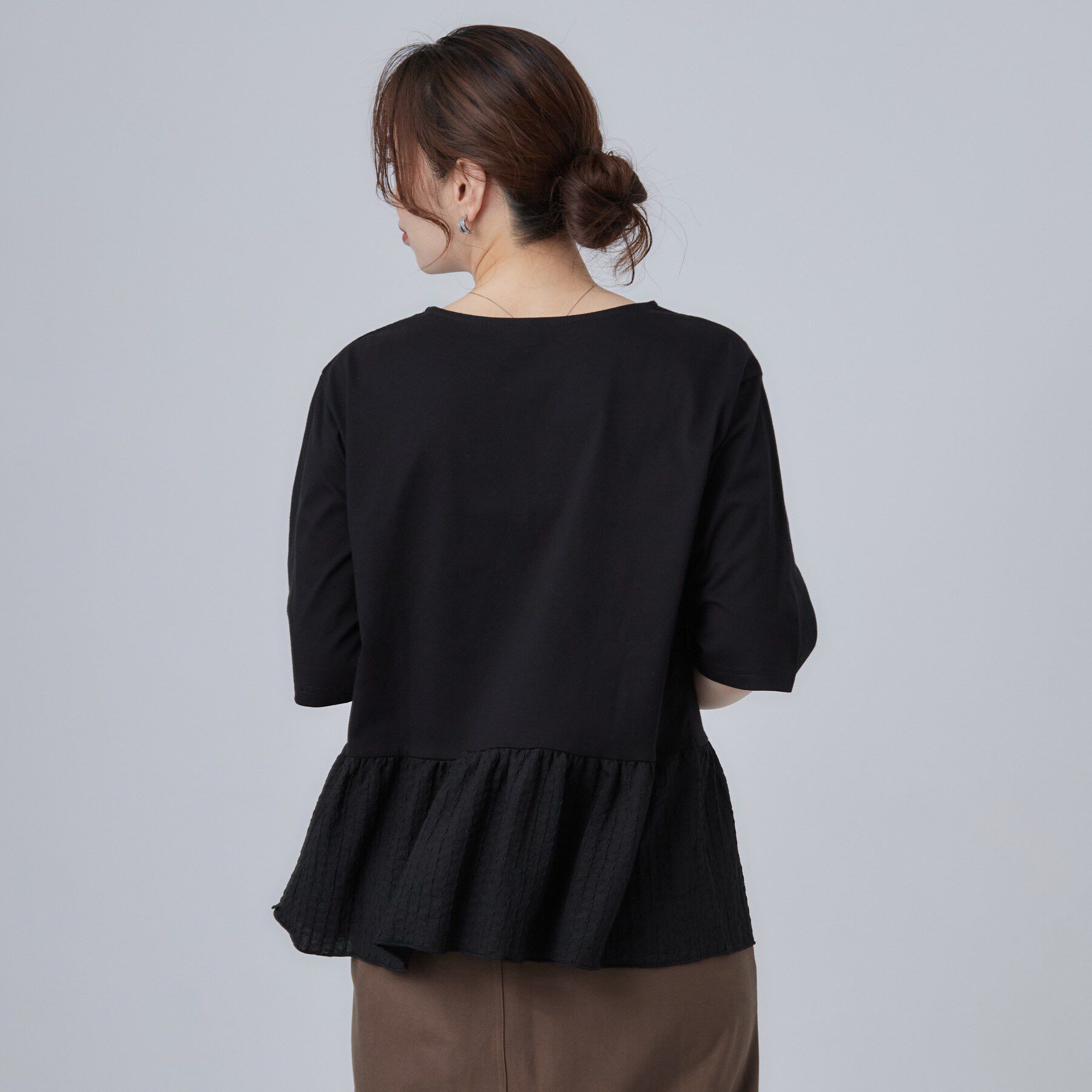 SHOO･LA･RUE「【S-LL】自然に体型カバー 裾切替 ペプラム刺繍Tシャツ」|Tシャツ・カットソー|