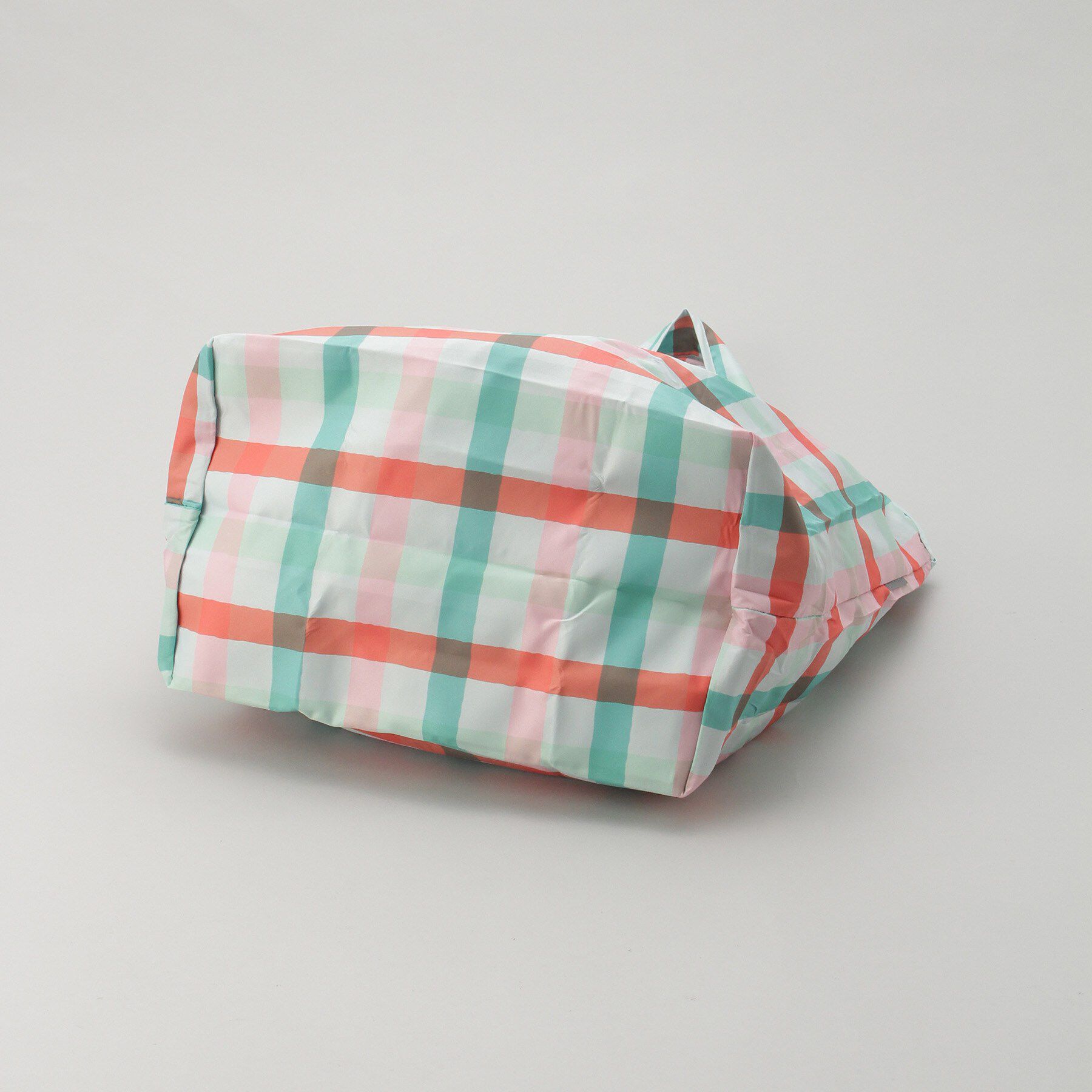 212 KITCHEN STORE「コンパクトクーラーマルシェバッグ 25L チェック ＜MOTTERU モッテル＞」|その他|