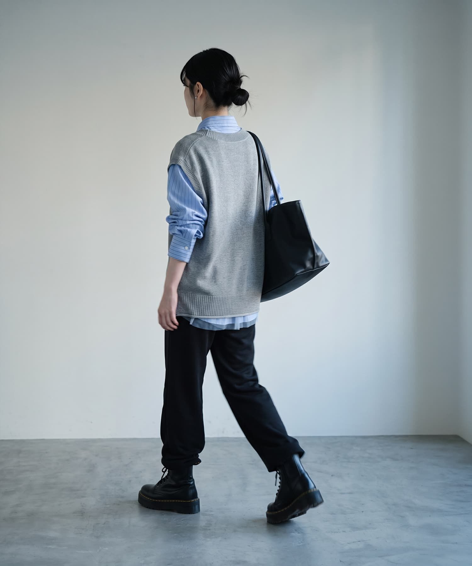 STYLE DELI「【BLK001】ドライタッチＶネックベスト」|ベスト・ジレ|