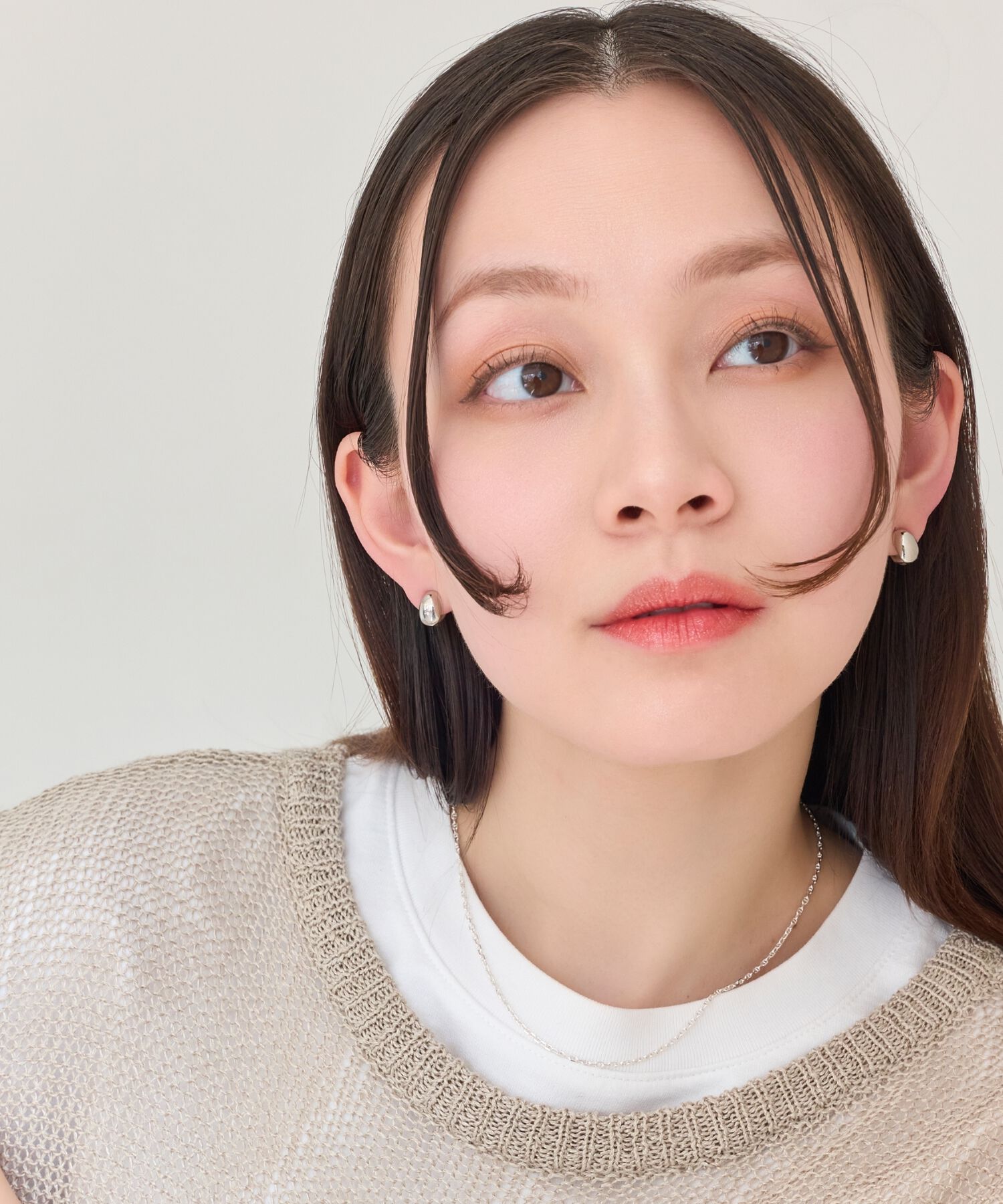 Phoebe「≪雑誌掲載≫【ピアス見えシリーズ/金属アレルギー対応】オーバルフープスナップイヤリング　シルバー」|イヤリング|
