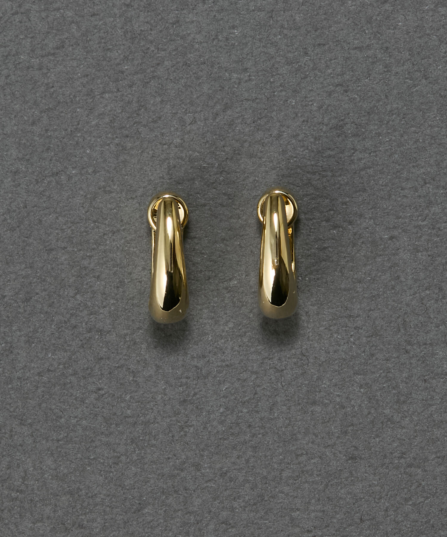 Phoebe「【金属アレルギー対応】スキニードロップフープワンタッチピアス　ゴールド/ニッケルフリー」|ピアス|