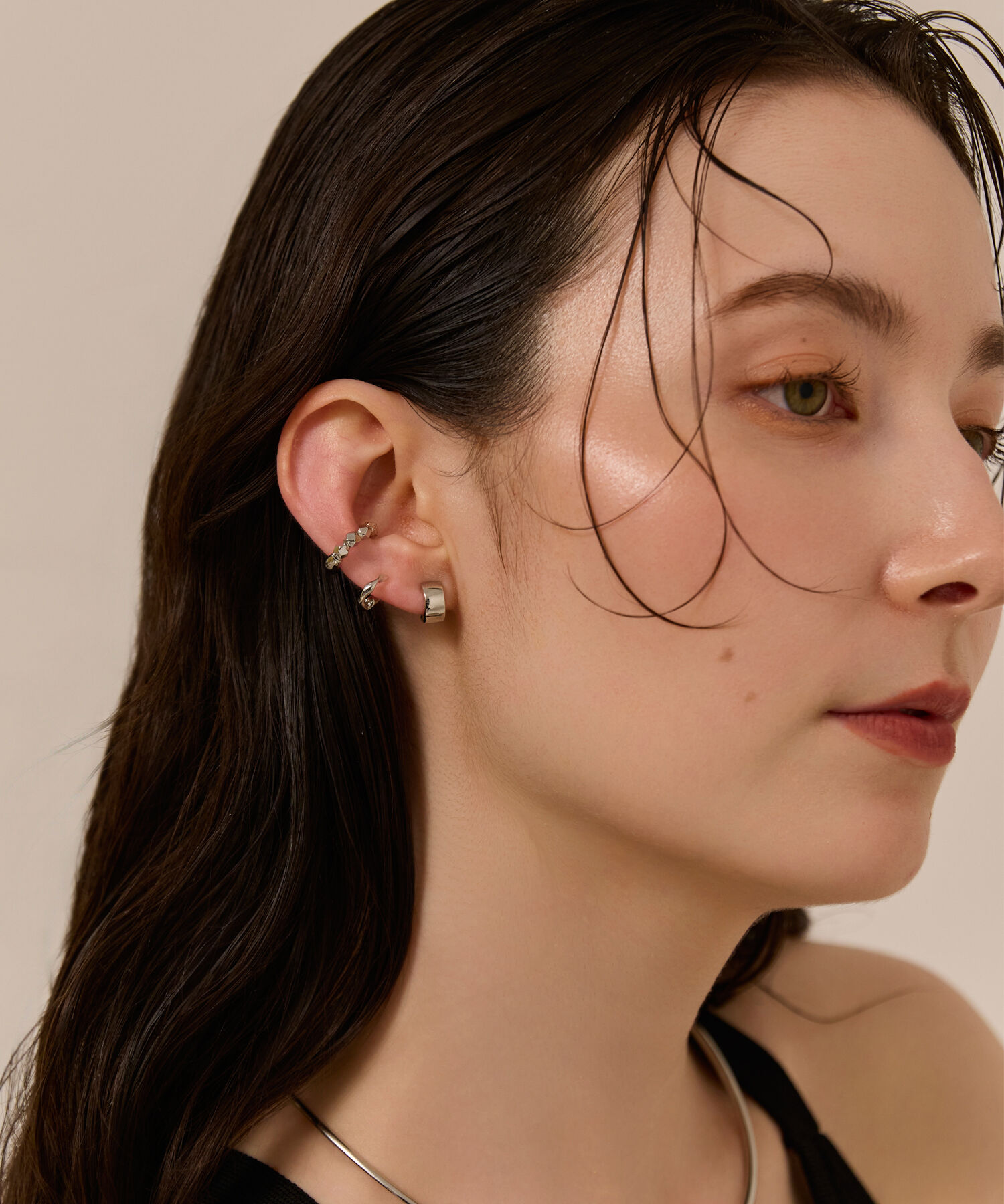 Phoebe「【金属アレルギー対応】ワイドフォルムスナップイヤリング　シルバー/ニッケルフリー」|イヤリング|