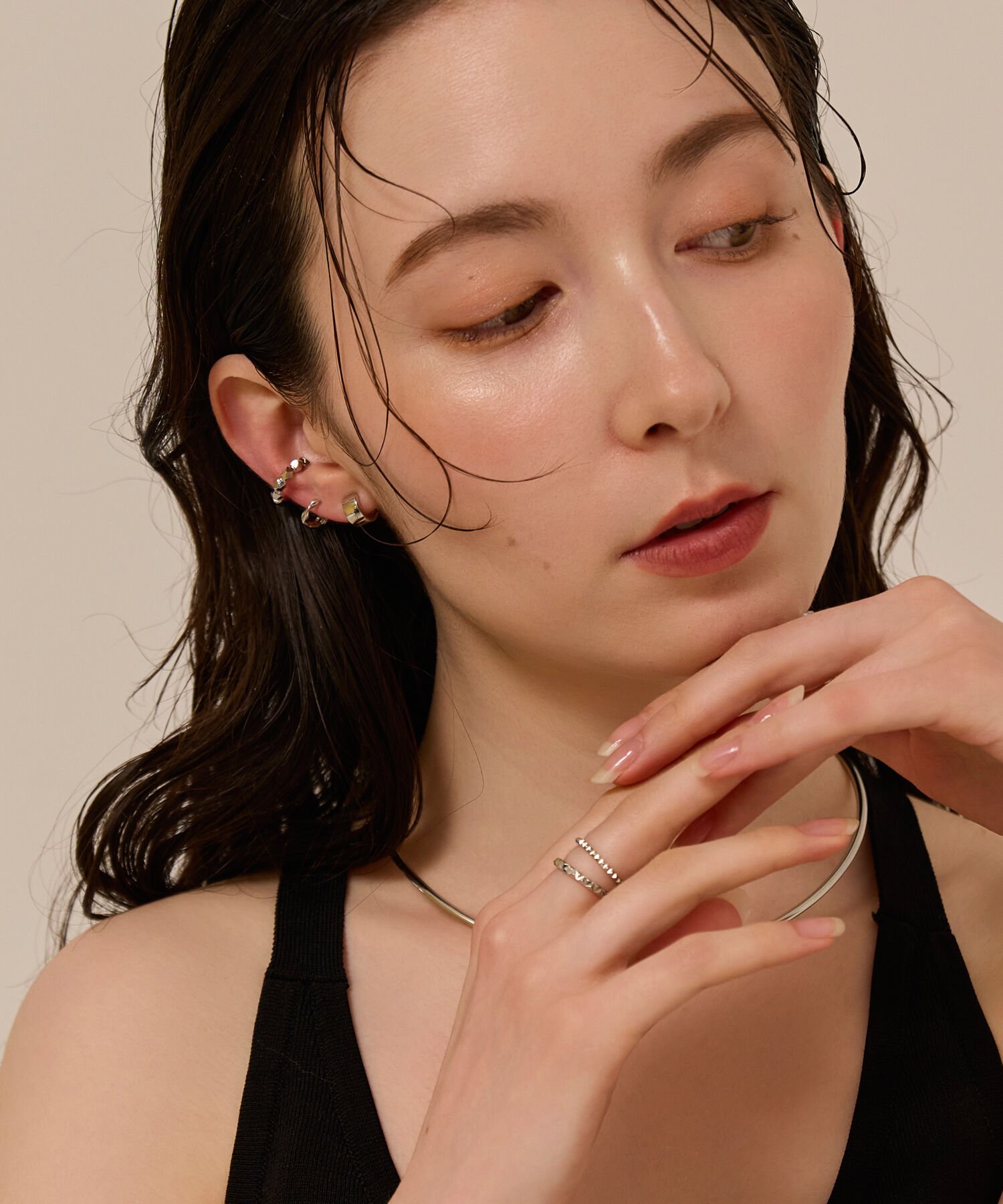 Phoebe「【金属アレルギー対応】ワイドフォルムスナップイヤリング　シルバー/ニッケルフリー」|イヤリング|