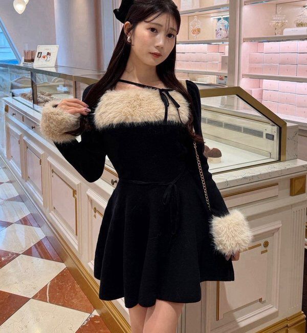  「フェイクファーくびれニットミニワンピ【SMサイズ展開】」|ワンピース|