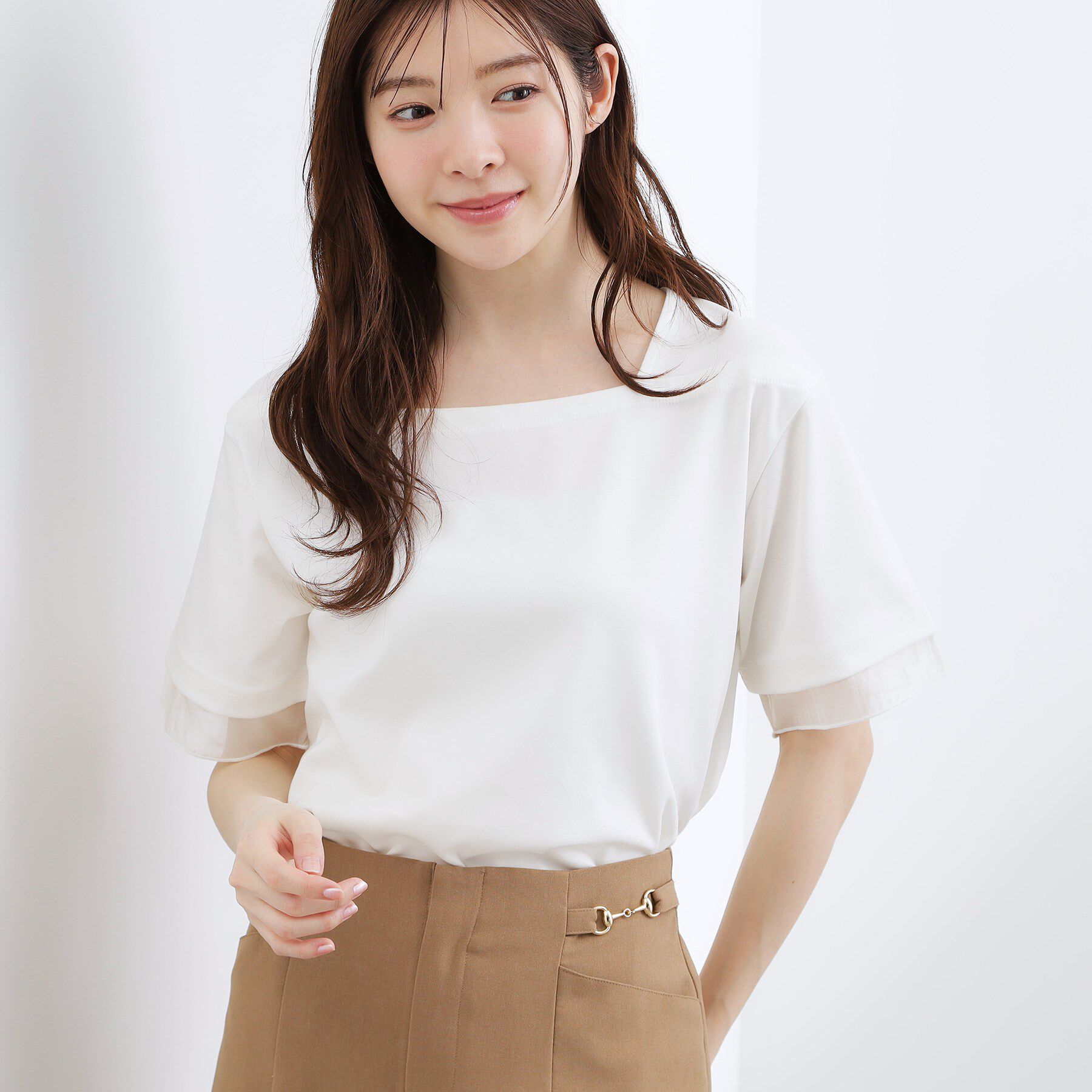 grove「【二の腕カバー/UVカット・ひんやり】袖口シアースクエアネックTシャツ」|Tシャツ・カットソー|オフホワイト(003