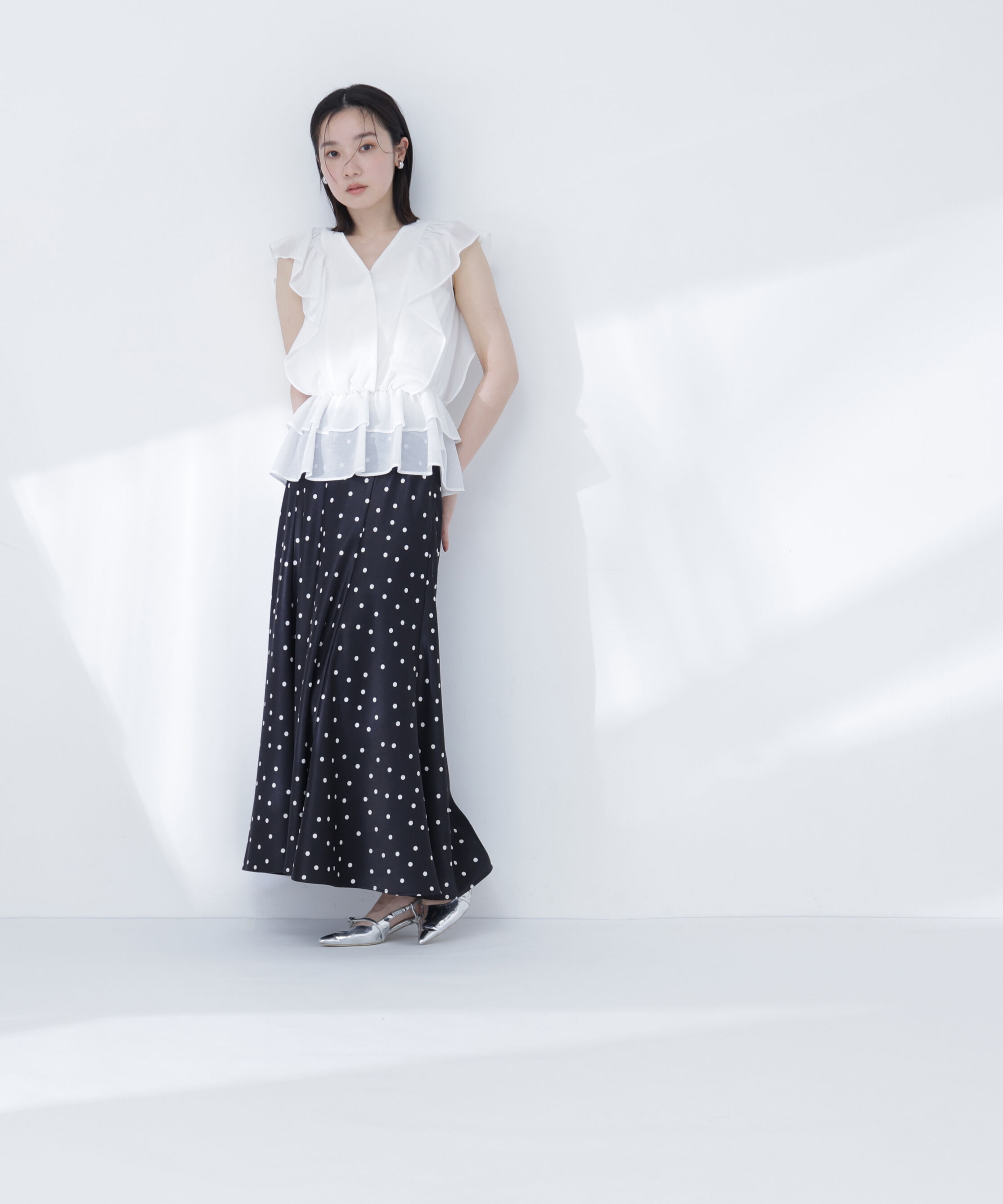  「〈山本里菜さんコラボ〉ラッフル楊柳ペプラムブラウス」|シャツ・ブラウス|