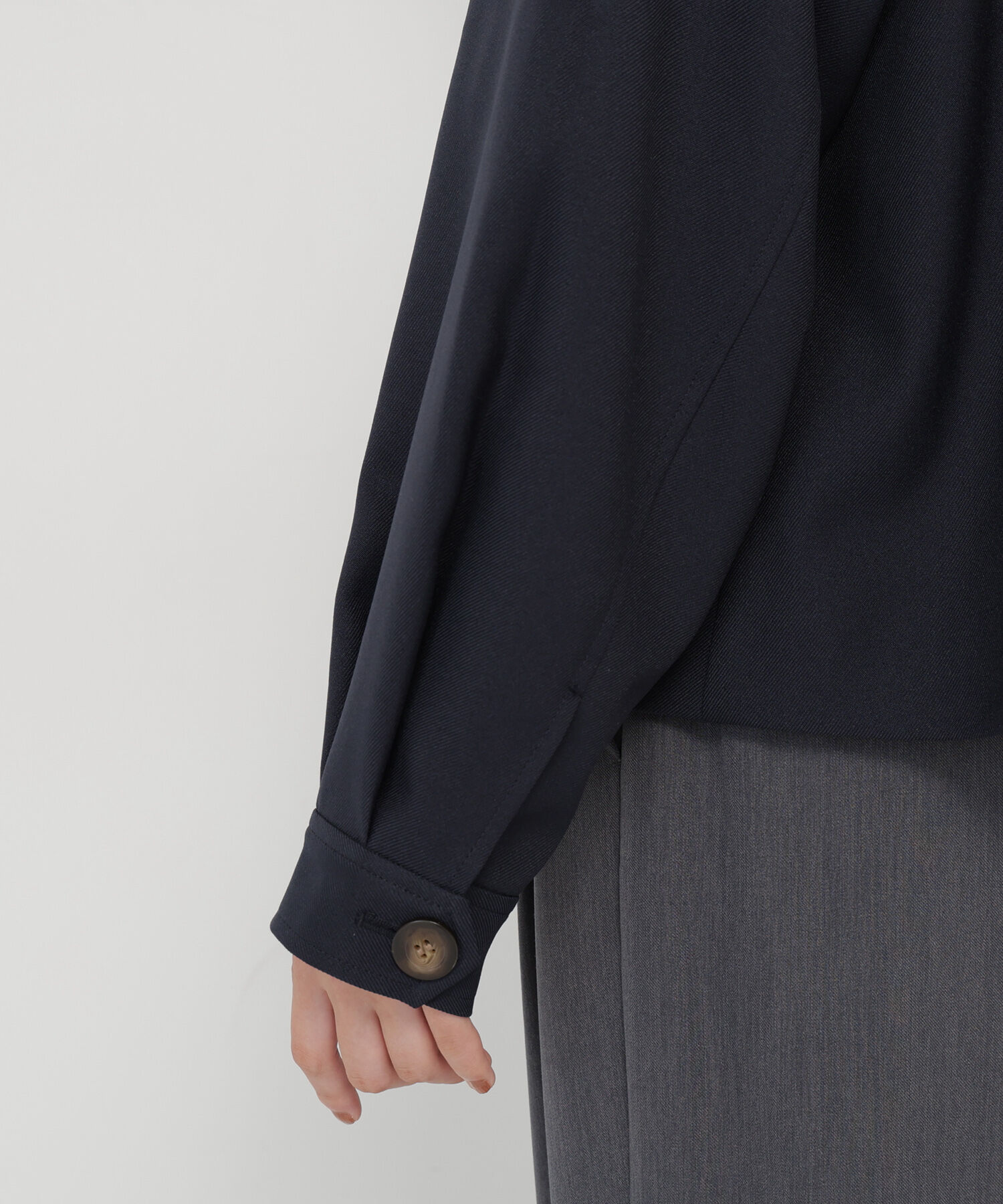  「<ちょうど､いい服>｢おはよう｣から｢おつかれさま｣まで｡ 毎日ﾊｰﾌ 」|ブルゾン・スタジャン|