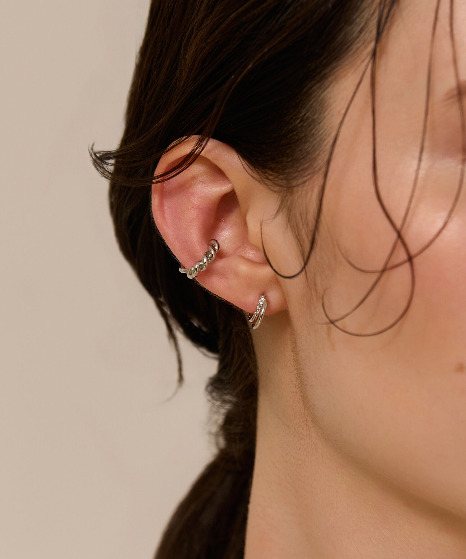 Phoebe「【金属アレルギー対応】ポイントビジューワンタッチピアス　シルバー/ニッケルフリー」|ピアス|