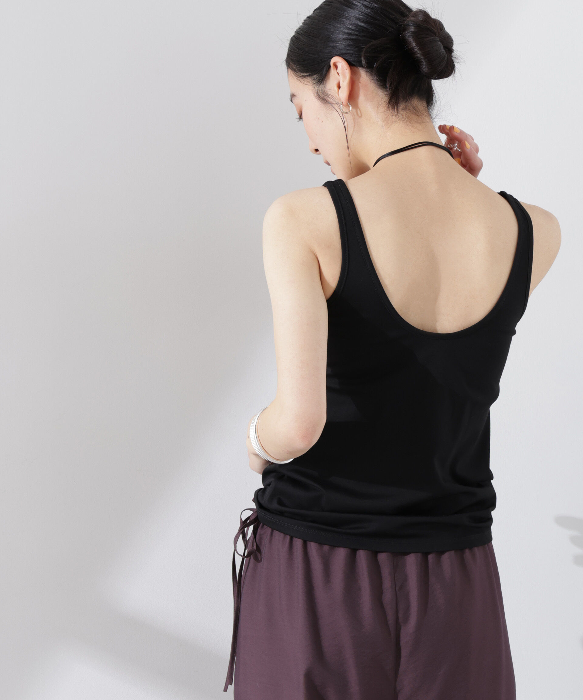 NANO universe「ストレッチポンチカップ付きバックオープンタンクトップ」|Tシャツ・カットソー|