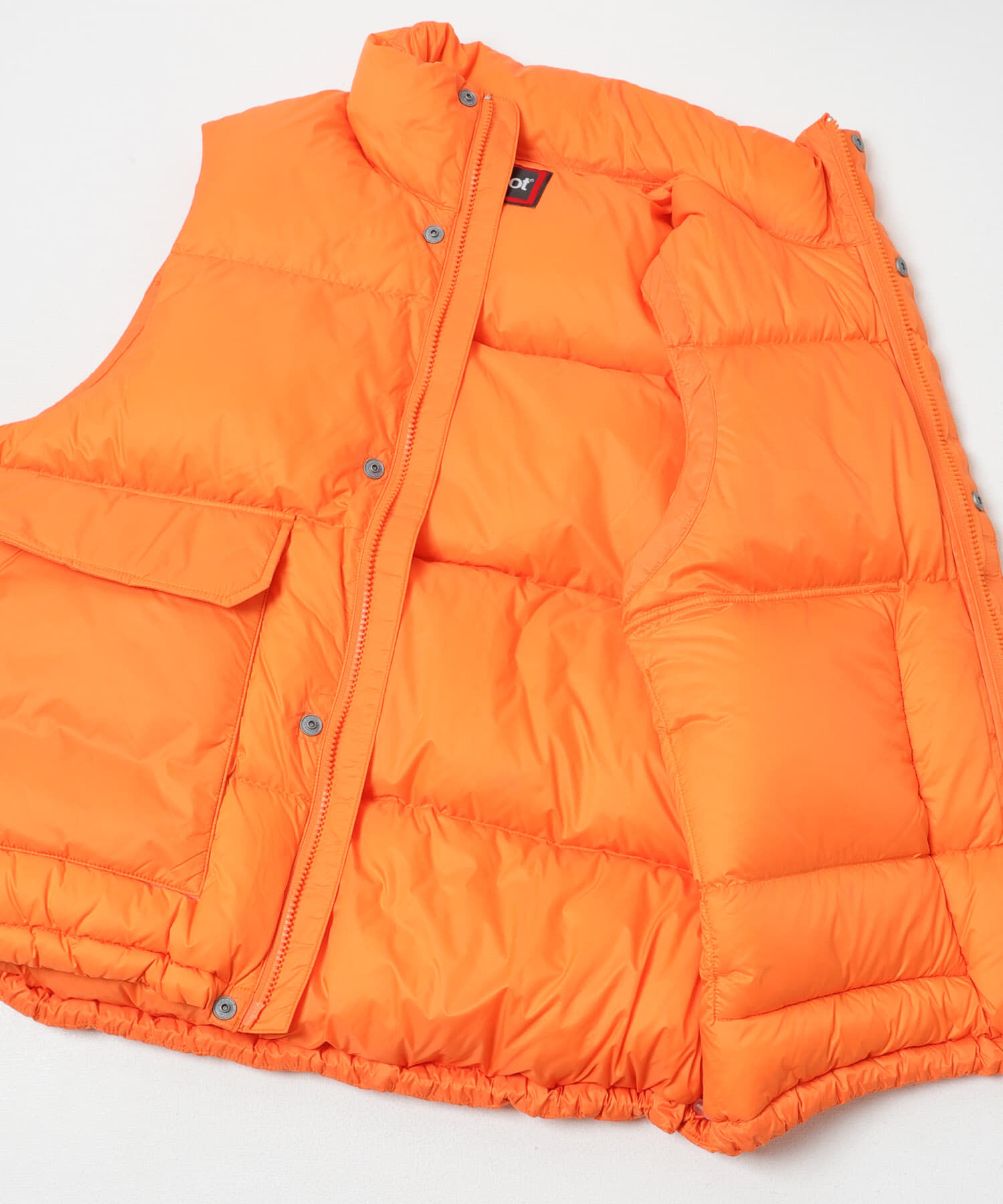 URBAN RESEARCH DOORS「『別注』Marmot&times;DOORS　DOWN VEST」|ダウンベスト・ベスト|
