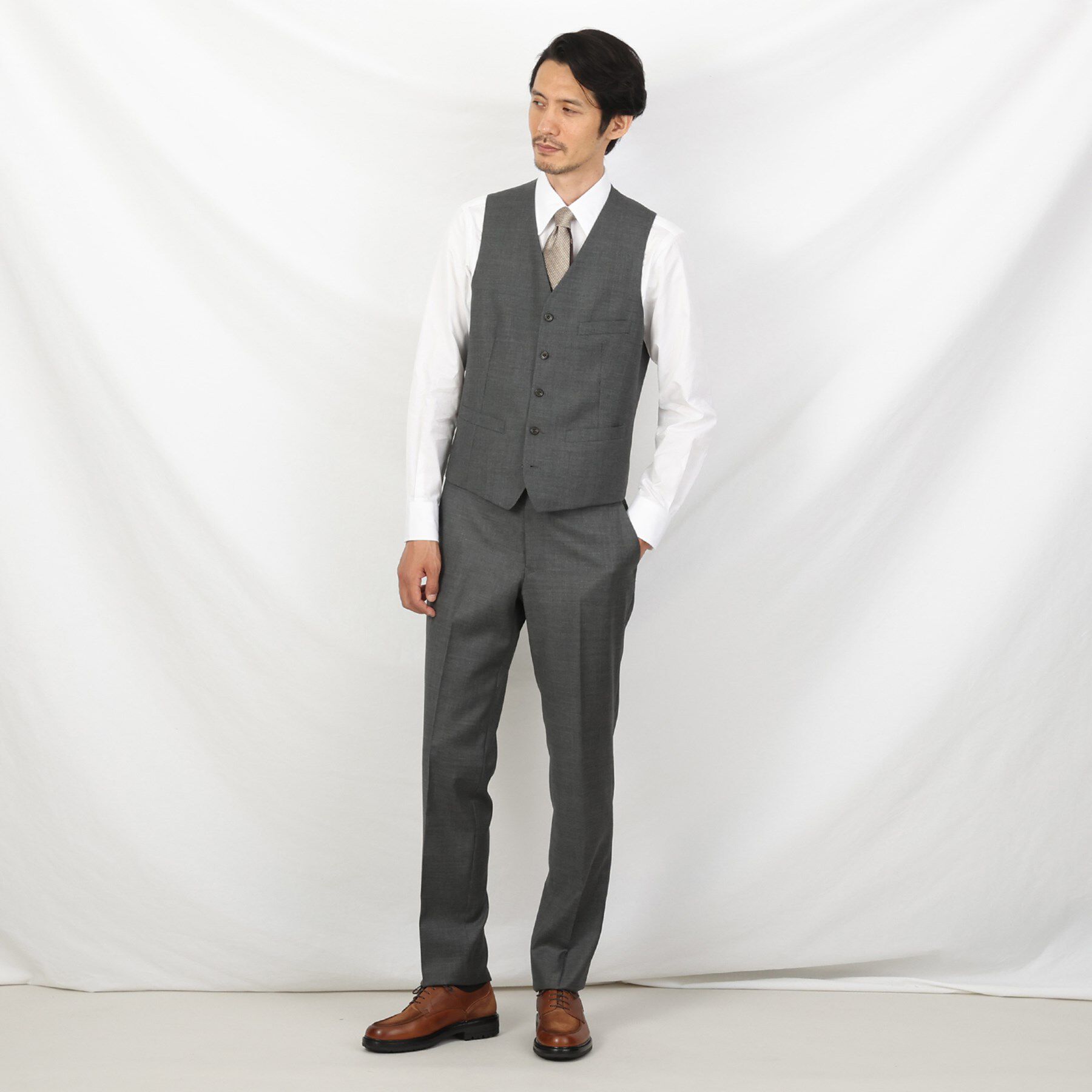 TAKEO KIKUCHI「【Three by Three】シャイニーシャークピンヘッド ベスト / 3ピース対応」|スーツ|