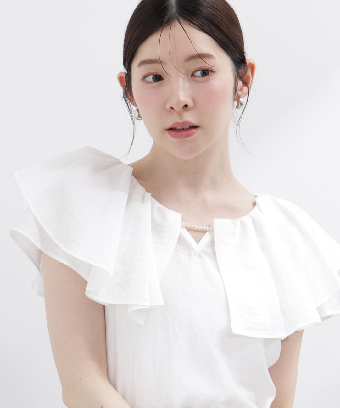 PROPORTION BODY DRESSING「パール付きラッフルブラウス」|シャツ・ブラウス|