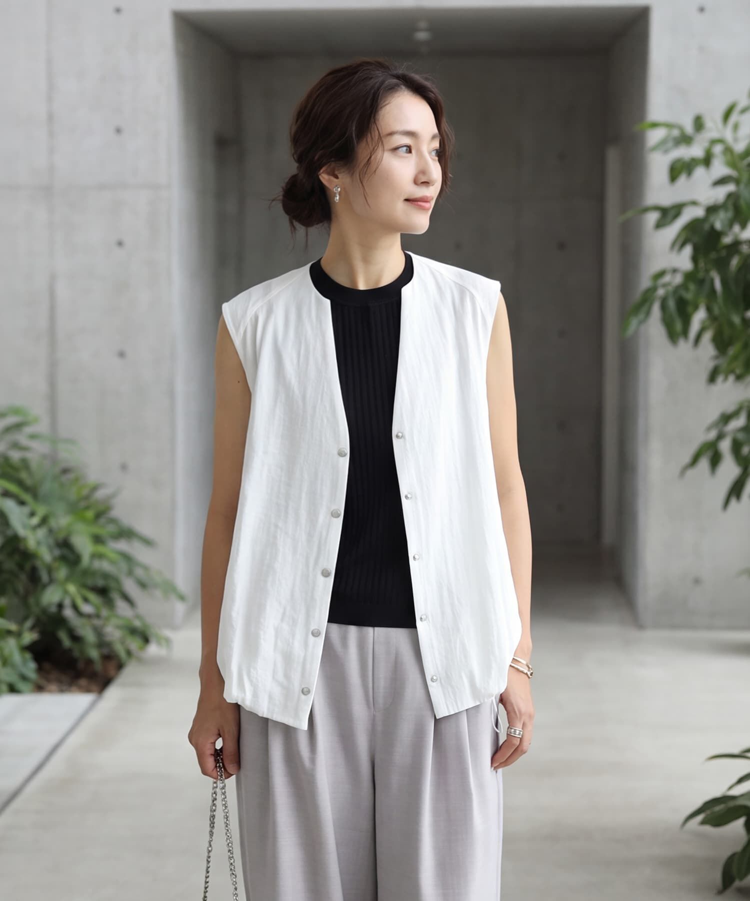 STYLE DELI「【selection】シボ入り裾タックバルーンジレ型tops」|ベスト・ジレ|ホワイト
