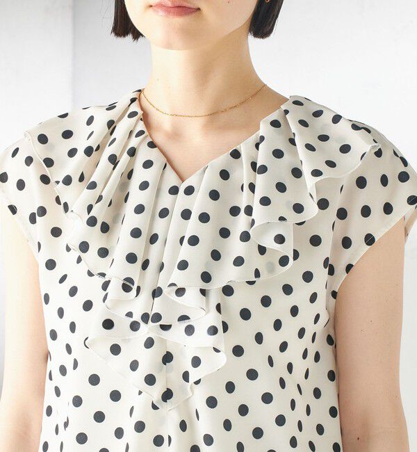 SHIPS for women「〈手洗い可能〉ドット フリル Vネック フレンチスリーブ ブラウス」|シャツ・ブラウス|