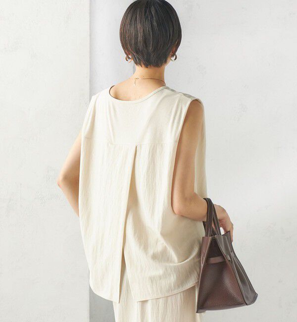 SHIPS for women「【実力派ベーシック】〈手洗い可能〉レーヨン ナイロン 深 ベンツ ノースリーブ プルオーバー」|Tシャツ・カットソー|