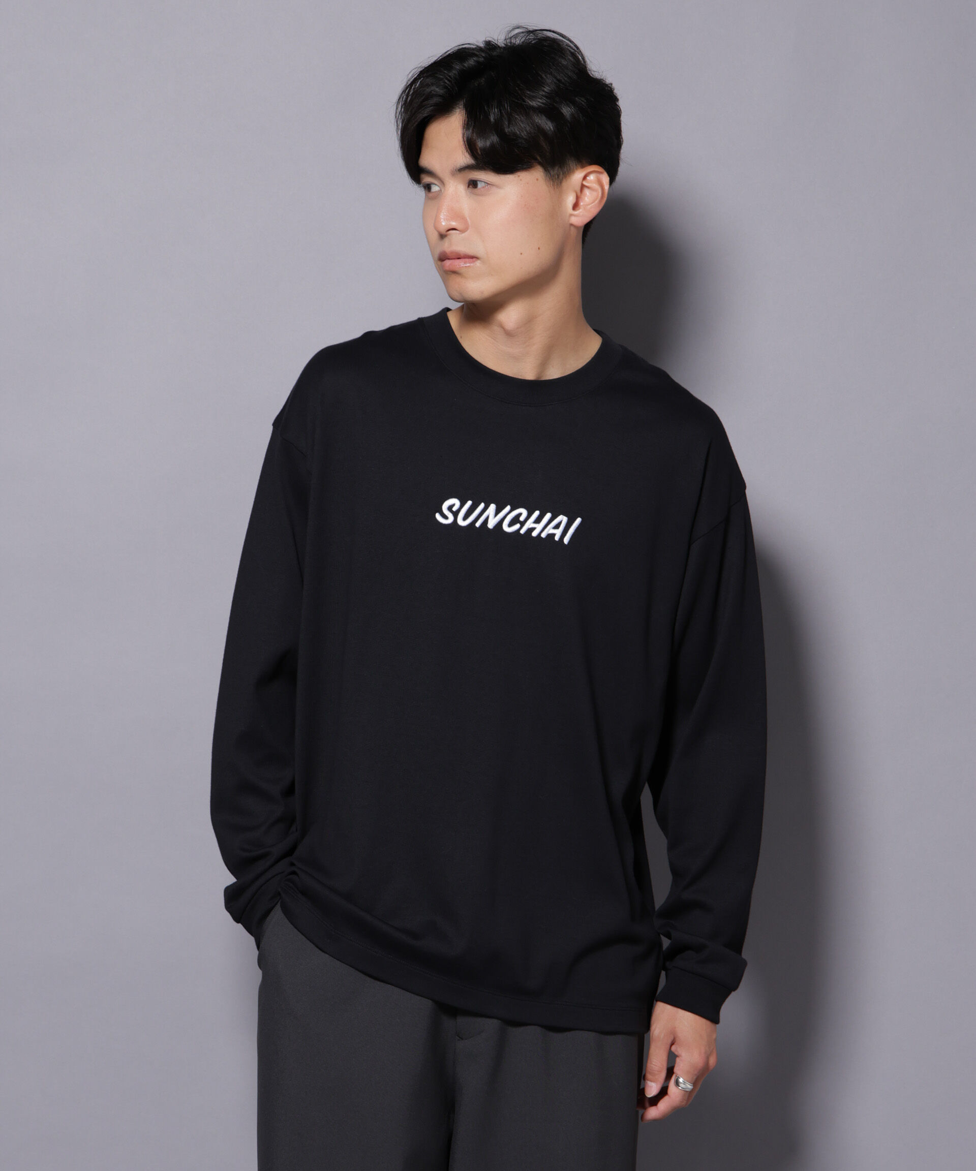 NANO universe「Anti Soaked(R)&times;SUNCHAI ロゴ刺繍 汗染み防止 Tシャツ長袖」|Tシャツ・カットソー|ブラック