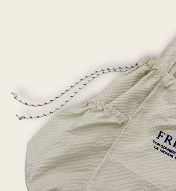 fredy emue「《新色追加》【WEB限定カラーあり】撥水サッカーサイドポケットトートバッグ」|トートバッグ|