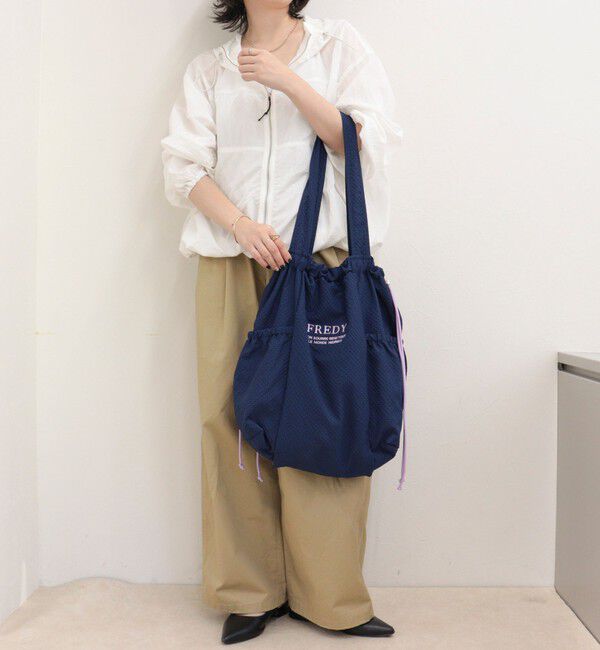 fredy emue「《新色追加》【WEB限定カラーあり】撥水サッカーサイドポケットトートバッグ」|トートバッグ|