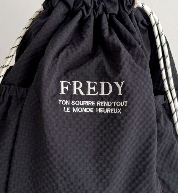 fredy emue「《新色追加》【WEB限定カラーあり】撥水サッカーサイドポケットトートバッグ」|トートバッグ|