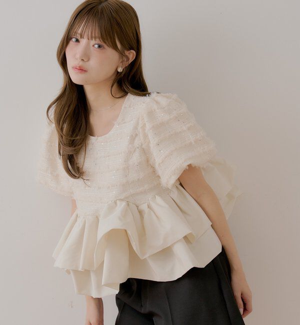  「【SALON  by Chico】パフスリーブ裾バルーンブラウス」|シャツ・ブラウス|