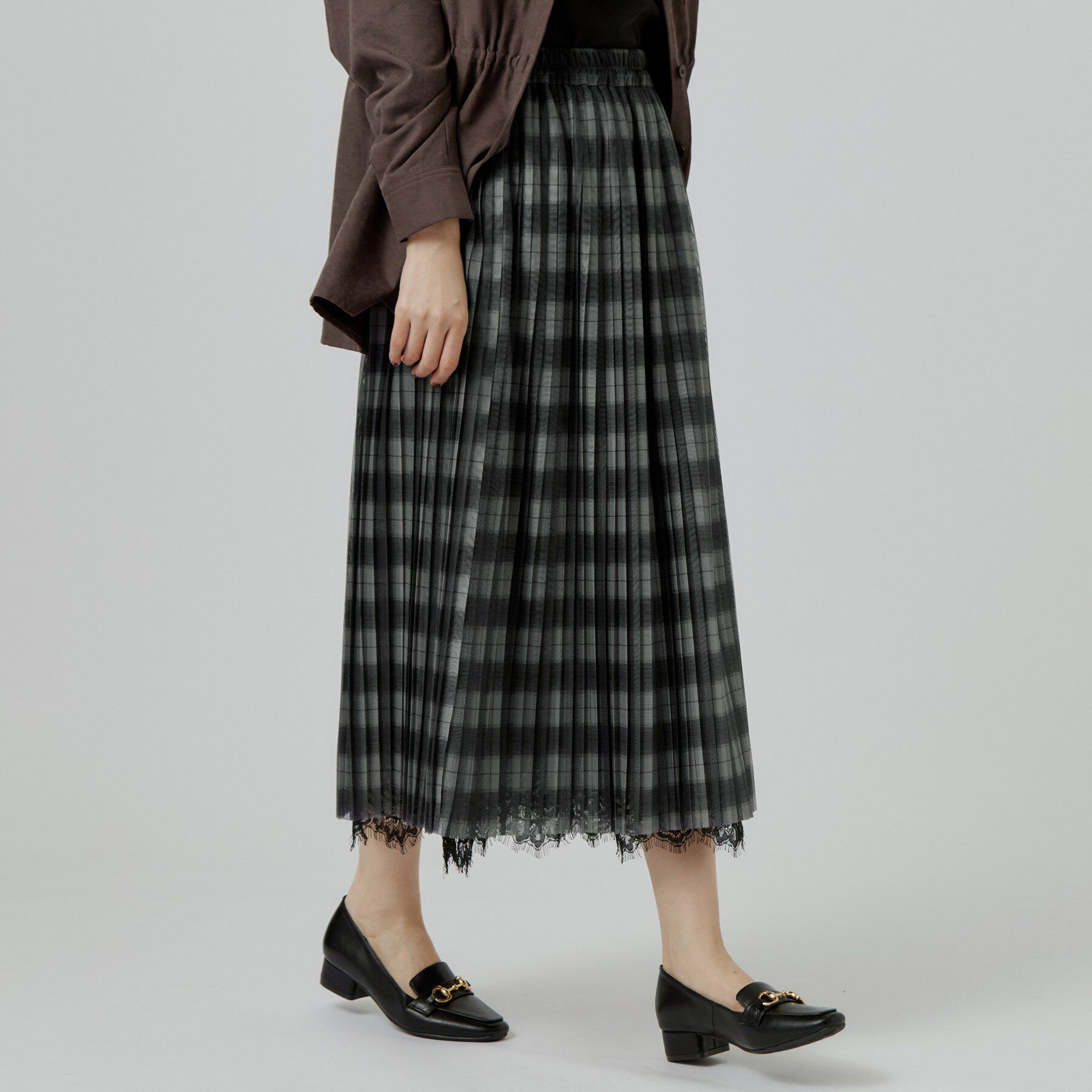 grove「【着回し◎・大人フェミニン】リバーシブルチュールプリーツスカート」|スカート|チャコールグレー(2