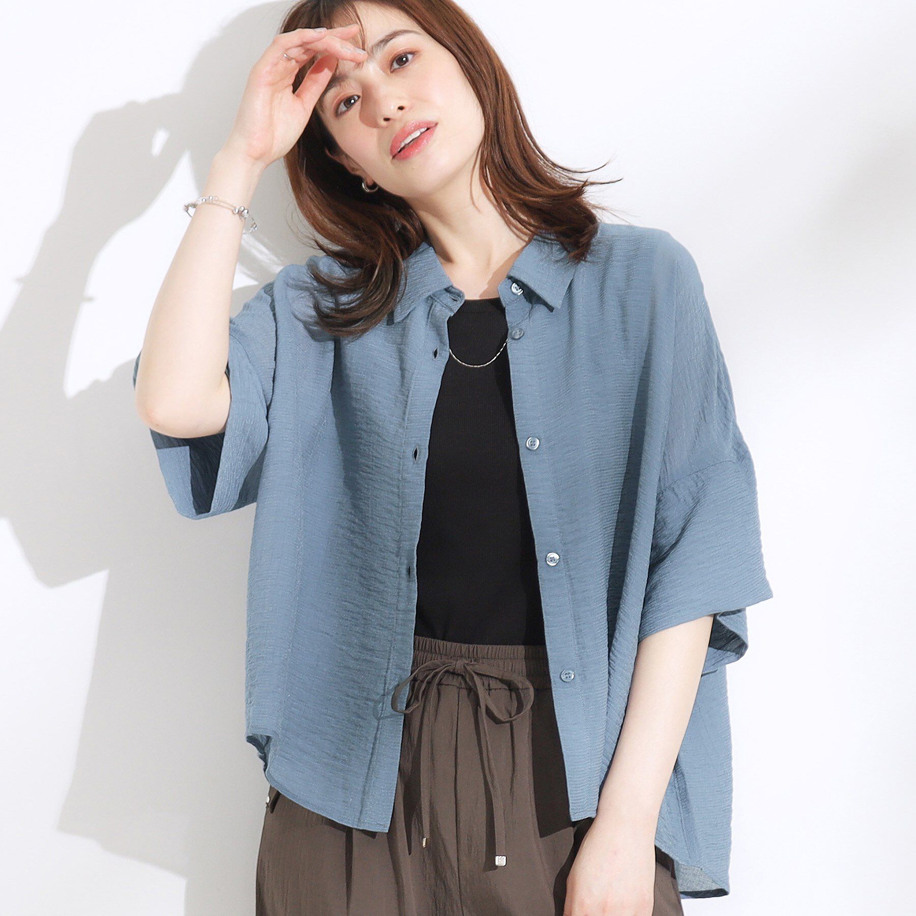 SHOO･LA･RUE「ゆるっと感がこなれ見え ワッシャーシアー半袖シャツ」|シャツ・ブラウス|ブルー(093)