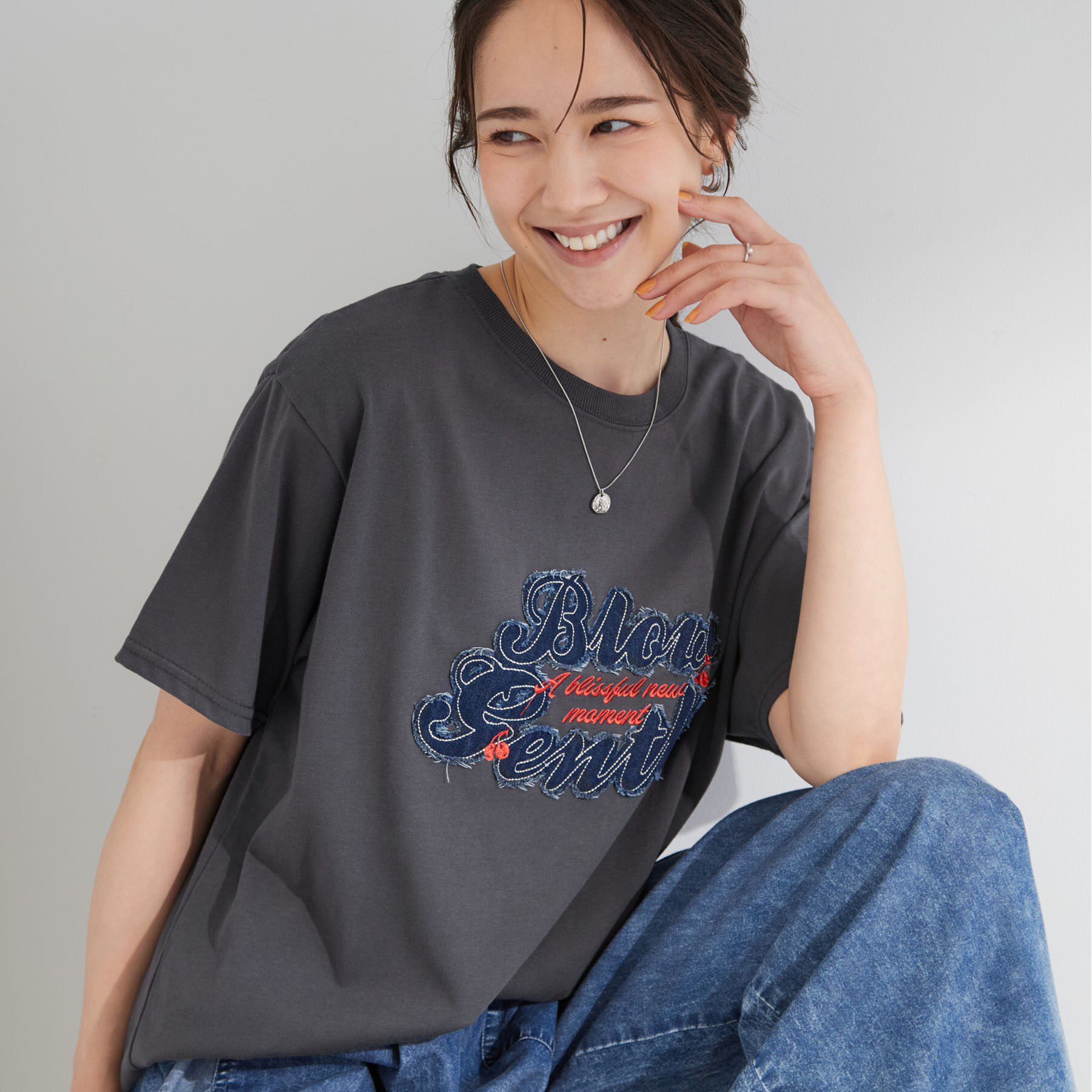 SHOO･LA･RUE「【ひんやり/S-LL】選べる4柄　デイリー使いにぴったりな 大人の頼れるTシャツ」|Tシャツ・カットソー|チャコールグレー(3