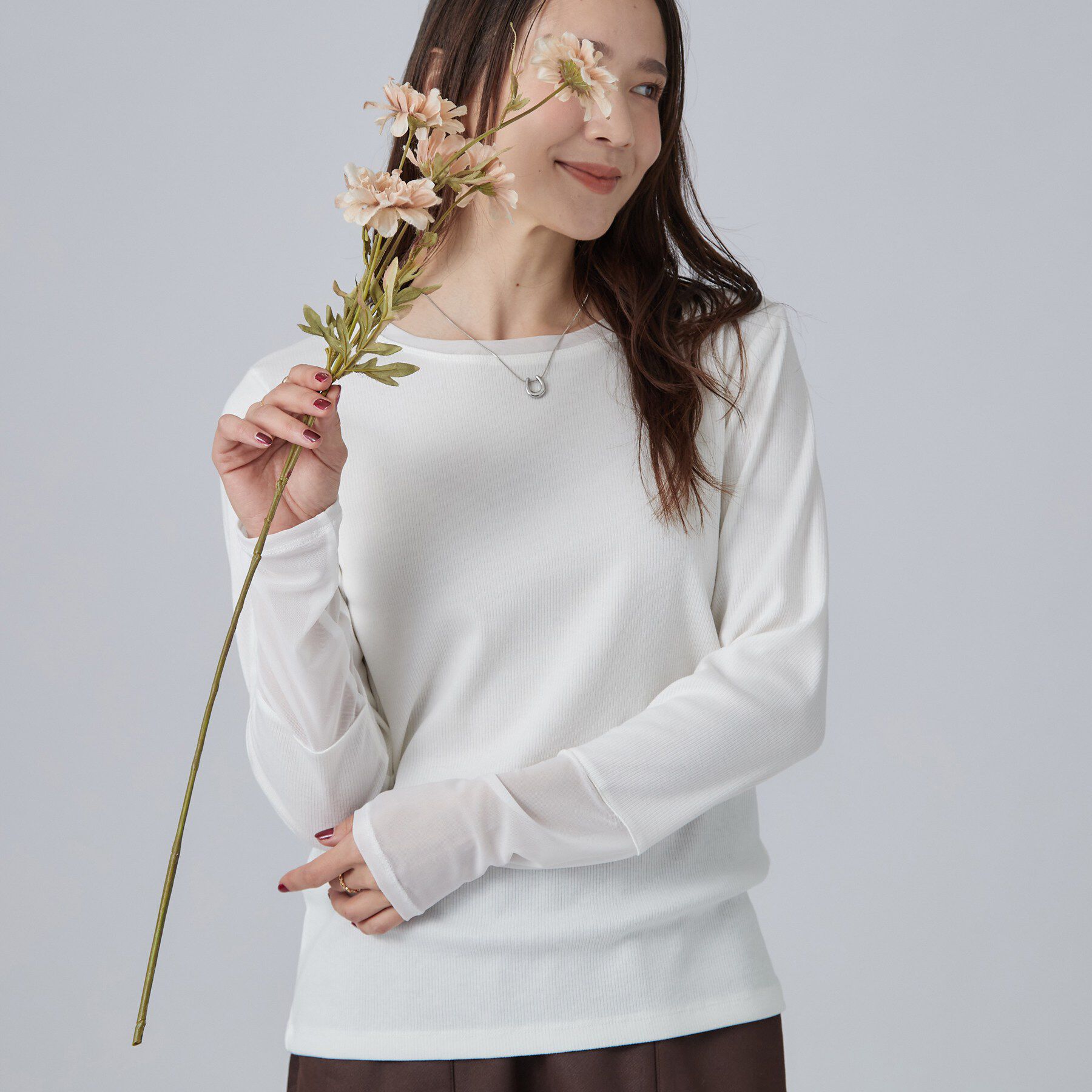 SHOO･LA･RUE「【S-LL/洗濯機可】コーデの幅広がる お袖チュールトップス」|Tシャツ・カットソー|ホワイト(101)
