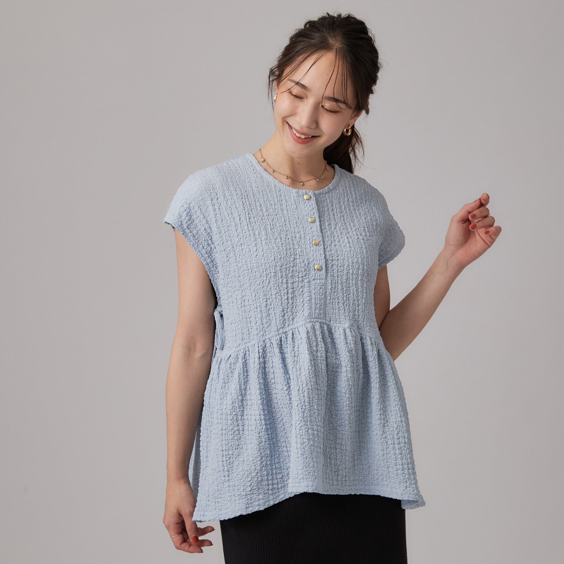 SHOO･LA･RUE「【S-LL/洗濯機可】サイドリボン付き ポコポコペプラムトップス」|Tシャツ・カットソー|
