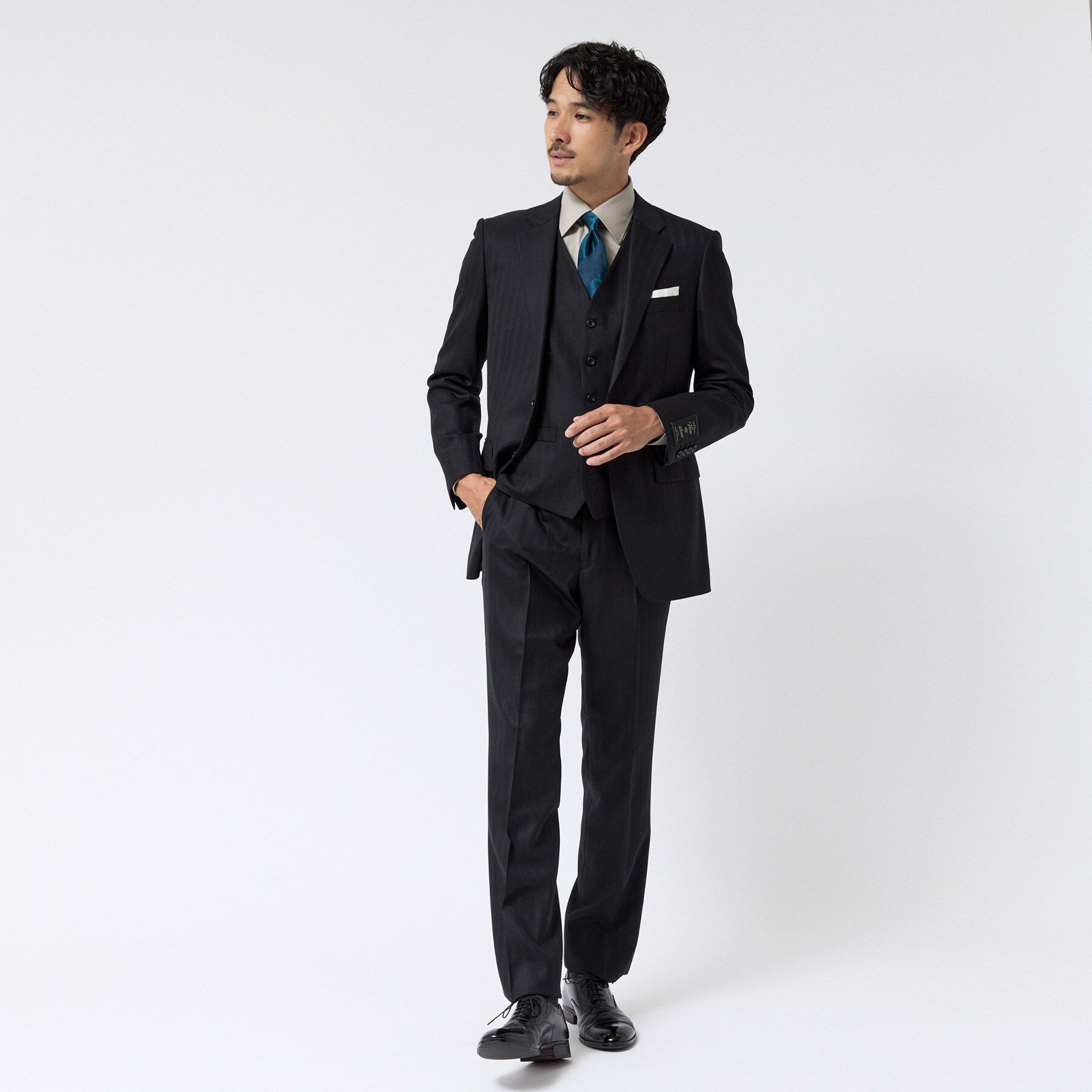 TAKEO KIKUCHI「シャイニー シャーク ストライプ ベスト」|スーツ|