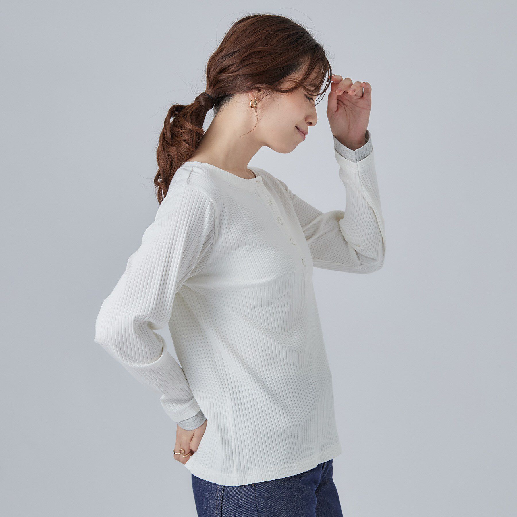 SHOO･LA･RUE「【洗濯機可/S-LL】縦ラインですっきり お袖配色リブトップス」|Tシャツ・カットソー|