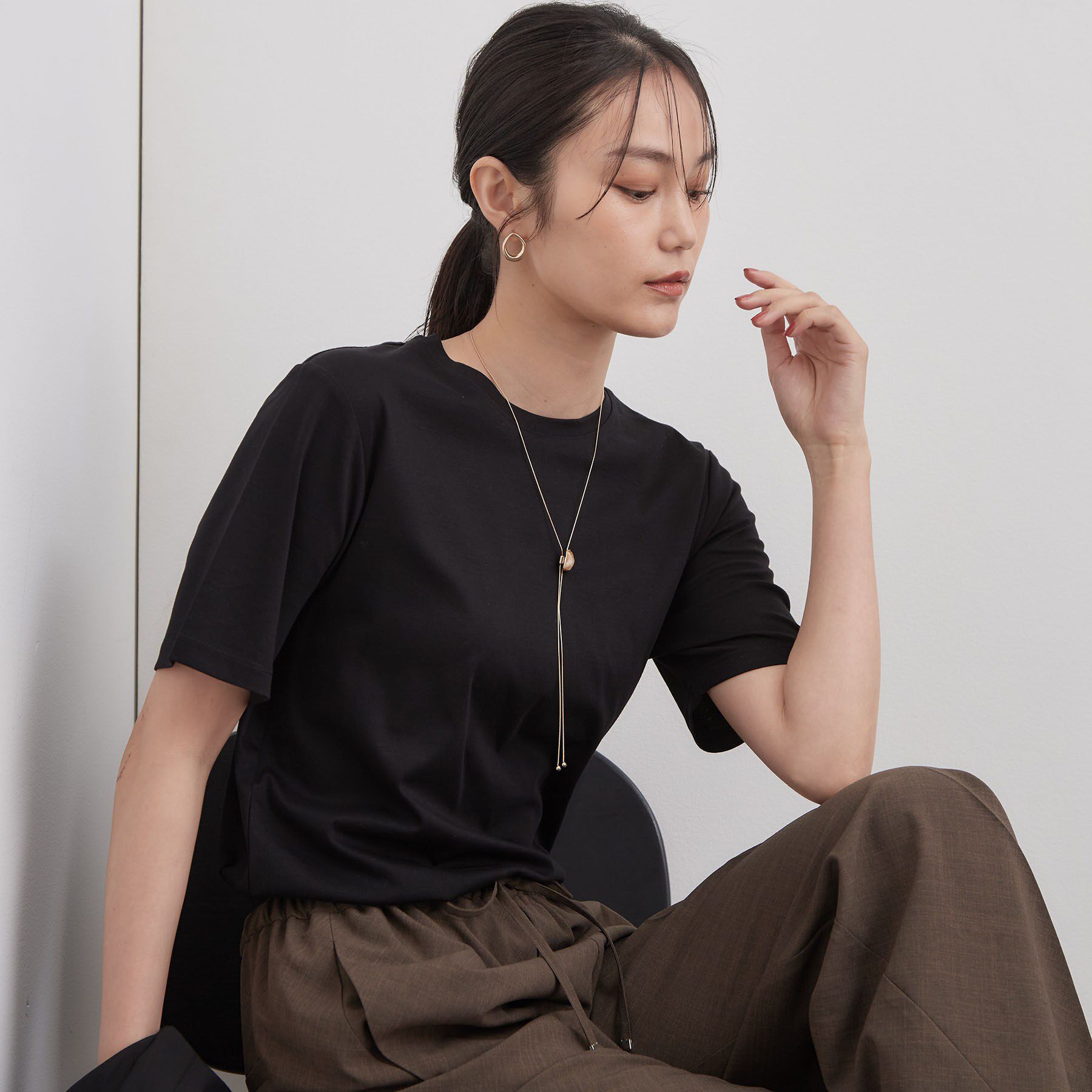 OPAQUE.CLIP「ベーシックTシャツ／オーガニックコットン混【洗濯機OK】」|Tシャツ・カットソー|ブラック(019)