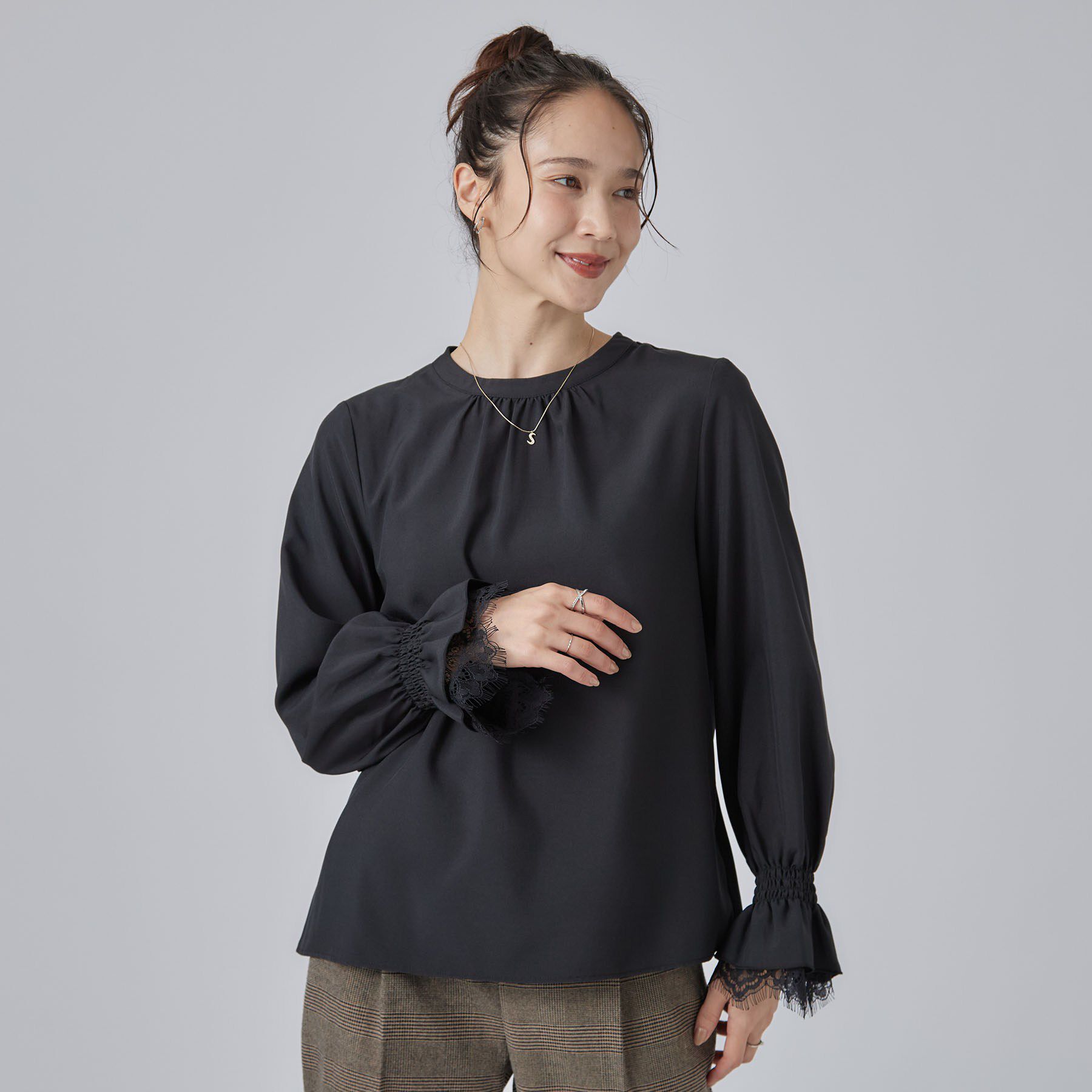 SHOO･LA･RUE「【S-LL/洗濯機可】お袖レースで華やぐ。フェミニンブラウス」|シャツ・ブラウス|