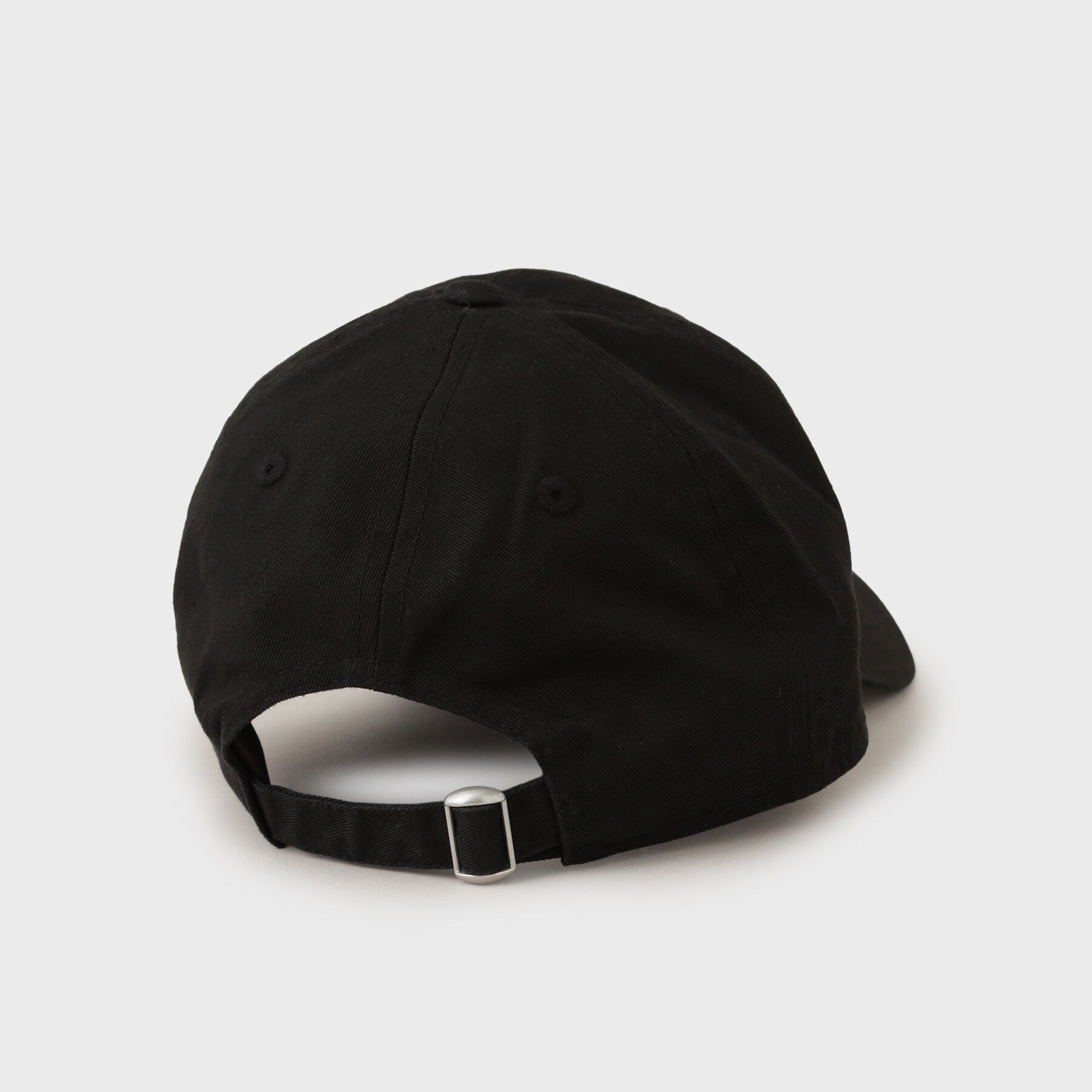 tk.TAKEO KIKUCHI「【NEW ERA】9TWENTY ニューヨーク・ヤンキース  ブラック &times; ホワイト」|キャップ・キャスケット|