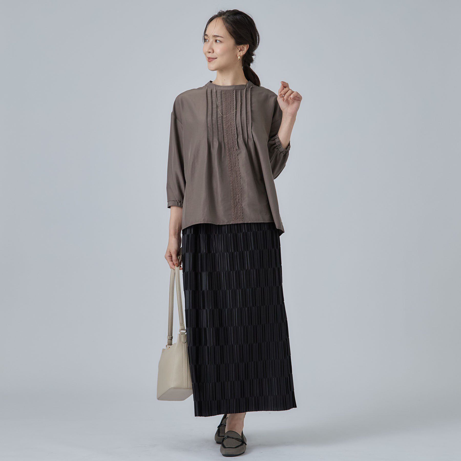 SHOO･LA･RUE「【S-LL/洗濯機可】1枚で華やかに フロントレース7分袖ブラウス」|シャツ・ブラウス|