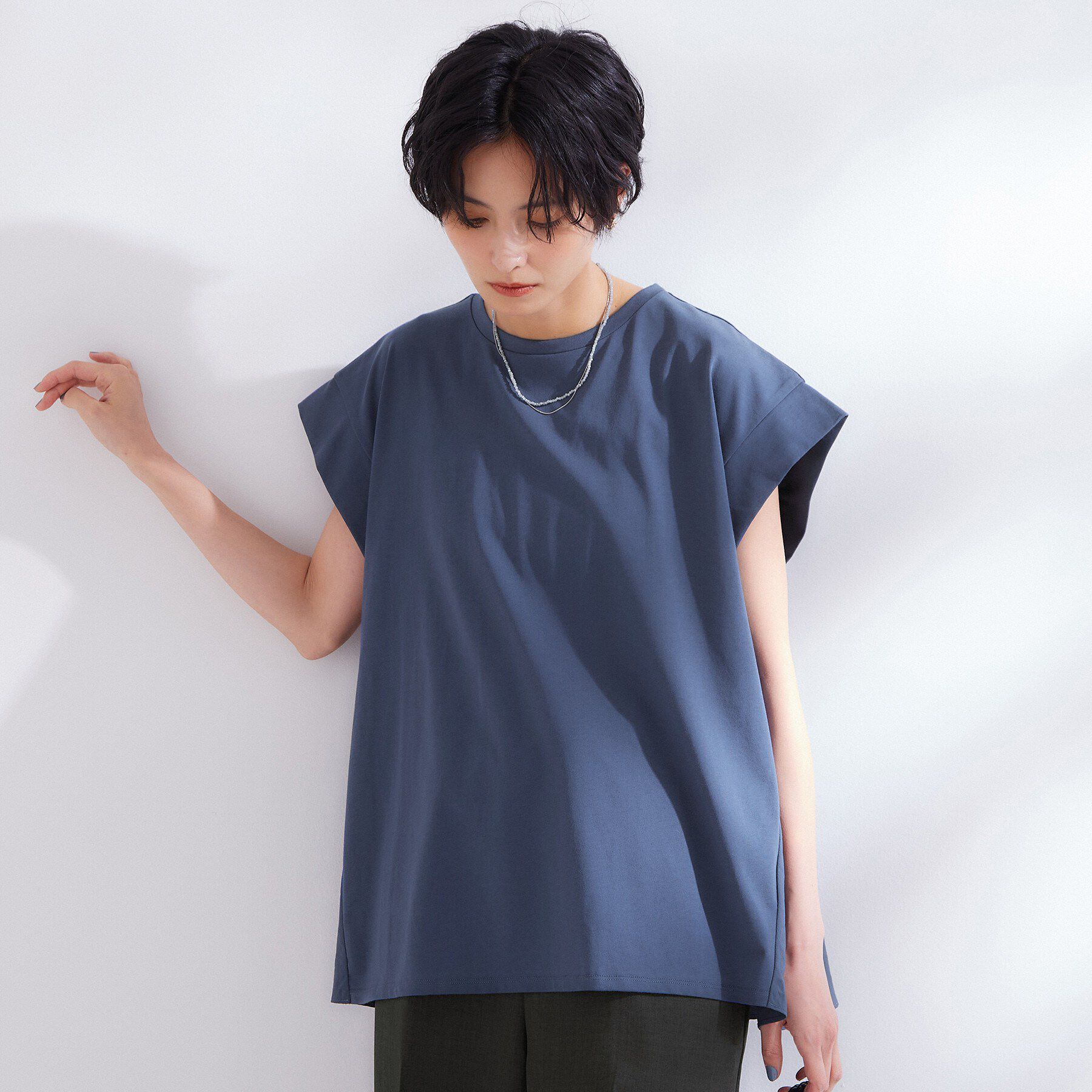 OPAQUE.CLIP「【接触冷感】バックフレアドッキングカットソー《洗濯機OK》」|Tシャツ・カットソー|ブルー(093)
