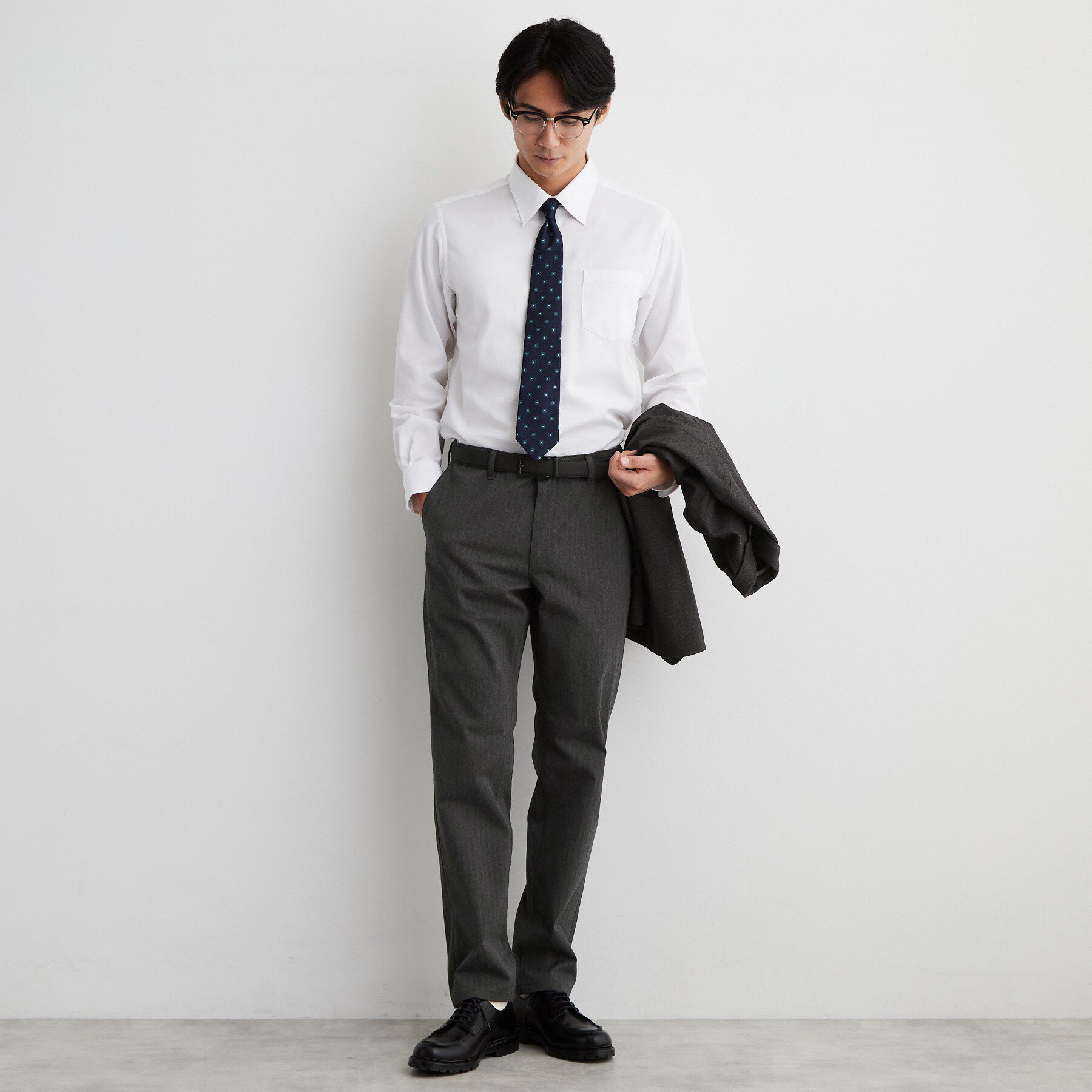 THE SHOP TK「【オールシーズン穿ける！】7DAYSストレッチへリンボンパンツ　ON&hArr;OFF兼用」|その他|