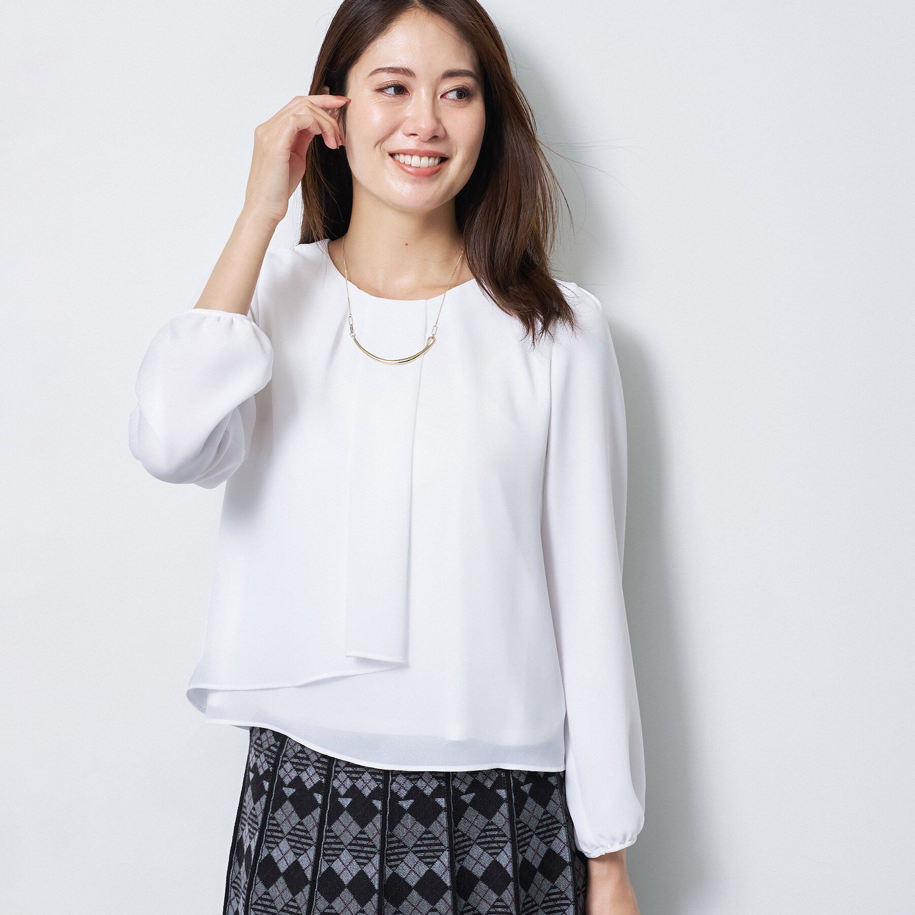 Reflect「【SS-4Lサイズ／通勤／セレモニー】クルーネック シフォンブラウス」|シャツ・ブラウス|