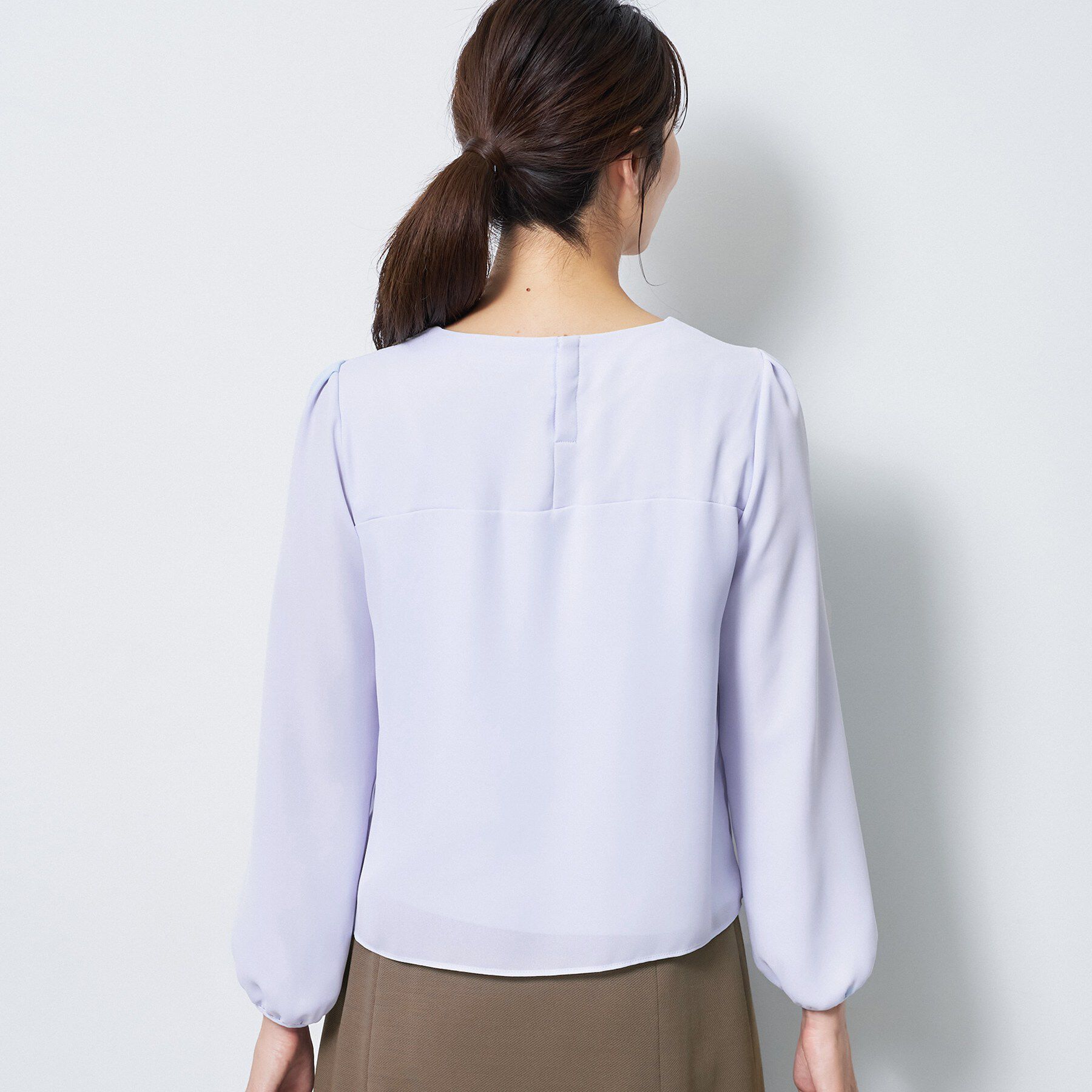 Reflect「【SS-4Lサイズ／通勤／セレモニー】クルーネック シフォンブラウス」|シャツ・ブラウス|