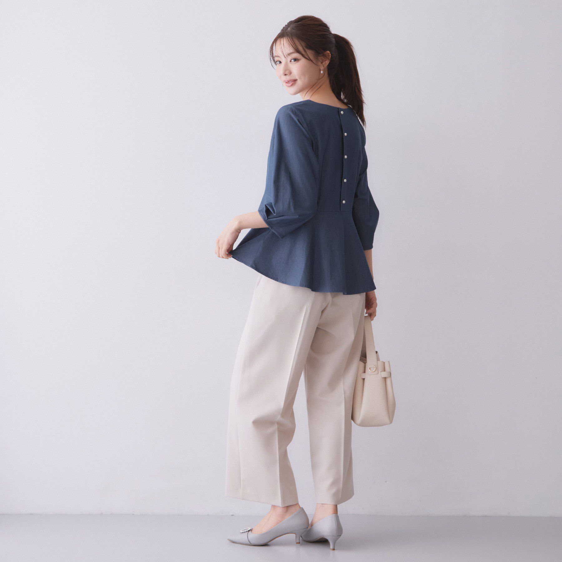 index「バックパール調ペプラムトップス【洗濯機OK】」|Tシャツ・カットソー|