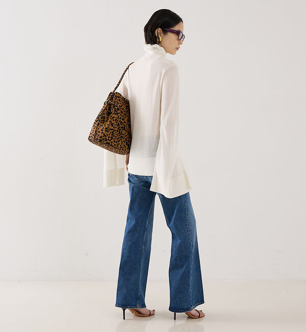 The Store by C' 「【TOTEME】SLIT SLEEVE TURTLENECK／スリットスリーブタ」|ニット・セーター|