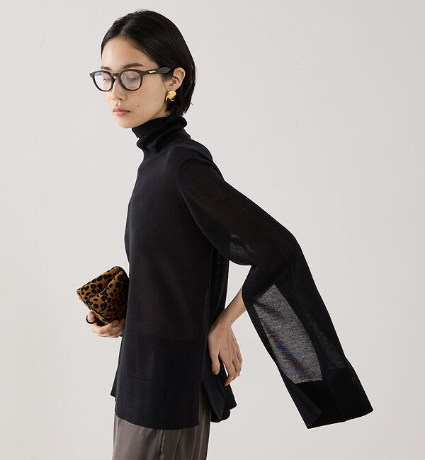 The Store by C' 「【TOTEME】SLIT SLEEVE TURTLENECK／スリットスリーブタ」|ニット・セーター|