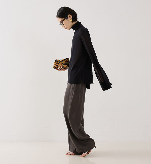 The Store by C' 「【TOTEME】SLIT SLEEVE TURTLENECK／スリットスリーブタ」|ニット・セーター|