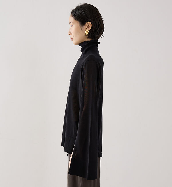 The Store by C' 「【TOTEME】SLIT SLEEVE TURTLENECK／スリットスリーブタ」|ニット・セーター|