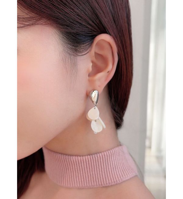 RESEXXY「シェルフラワーメタルピアス」|ピアス|