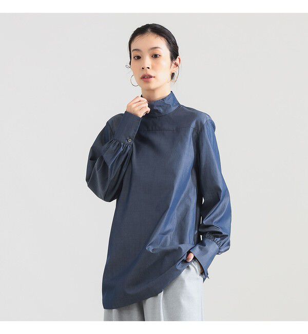 Demi-Luxe BEAMS 「AK+1 / シャンブレー ハイネック ブラウス」|シャツ・ブラウス|