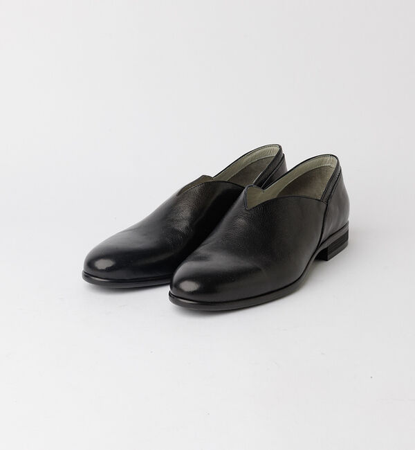 alfredoBANNISTER「【26S/S】Vカット レザー スリッポン シューズ」|スニーカー|ブラック